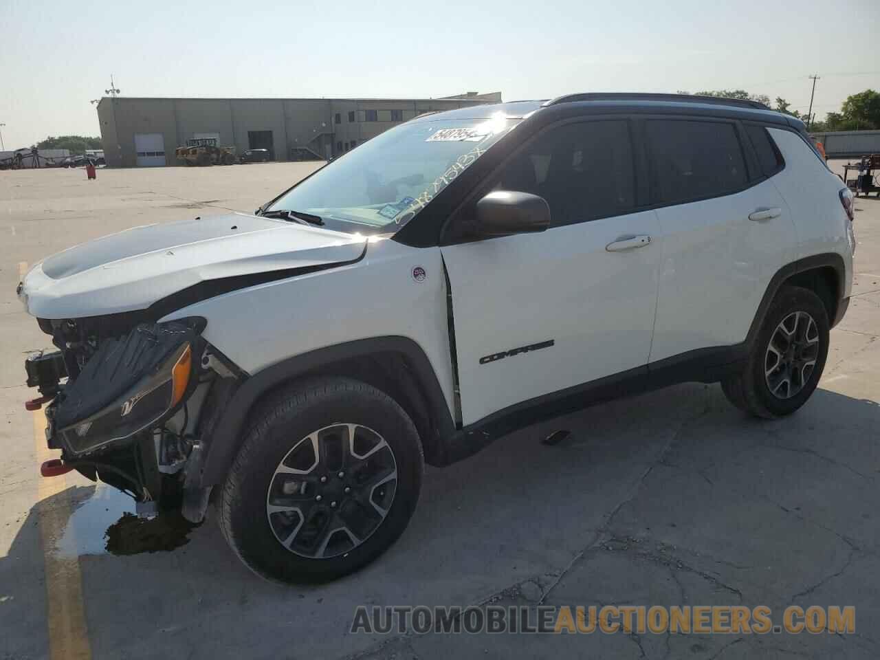 3C4NJDDB3KT617839 JEEP COMPASS 2019