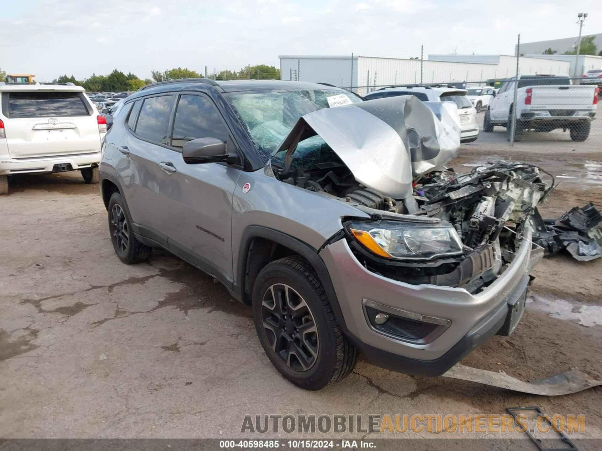 3C4NJDDB3KT671481 JEEP COMPASS 2019