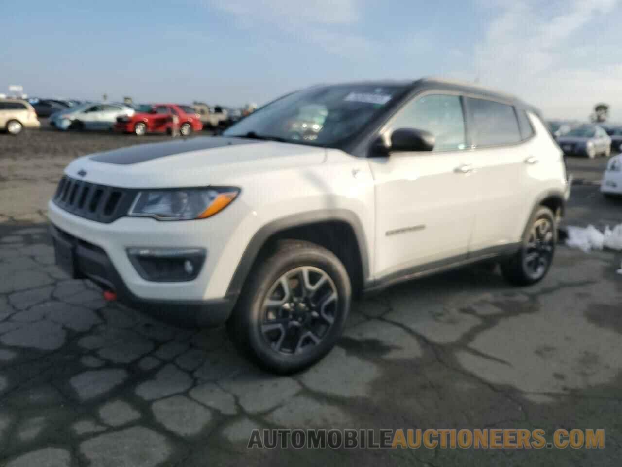 3C4NJDDB3KT728472 JEEP COMPASS 2019