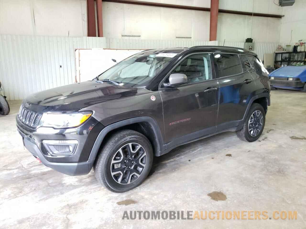 3C4NJDDB3KT732943 JEEP COMPASS 2019