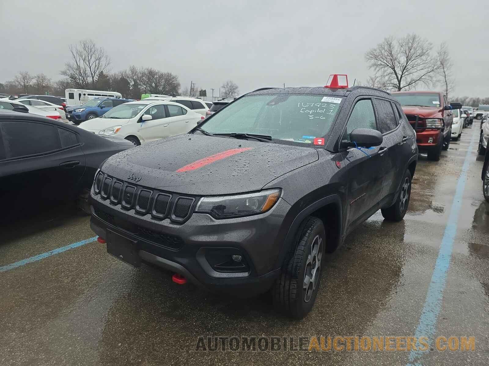 3C4NJDDB3NT167923 Jeep Compass 2022