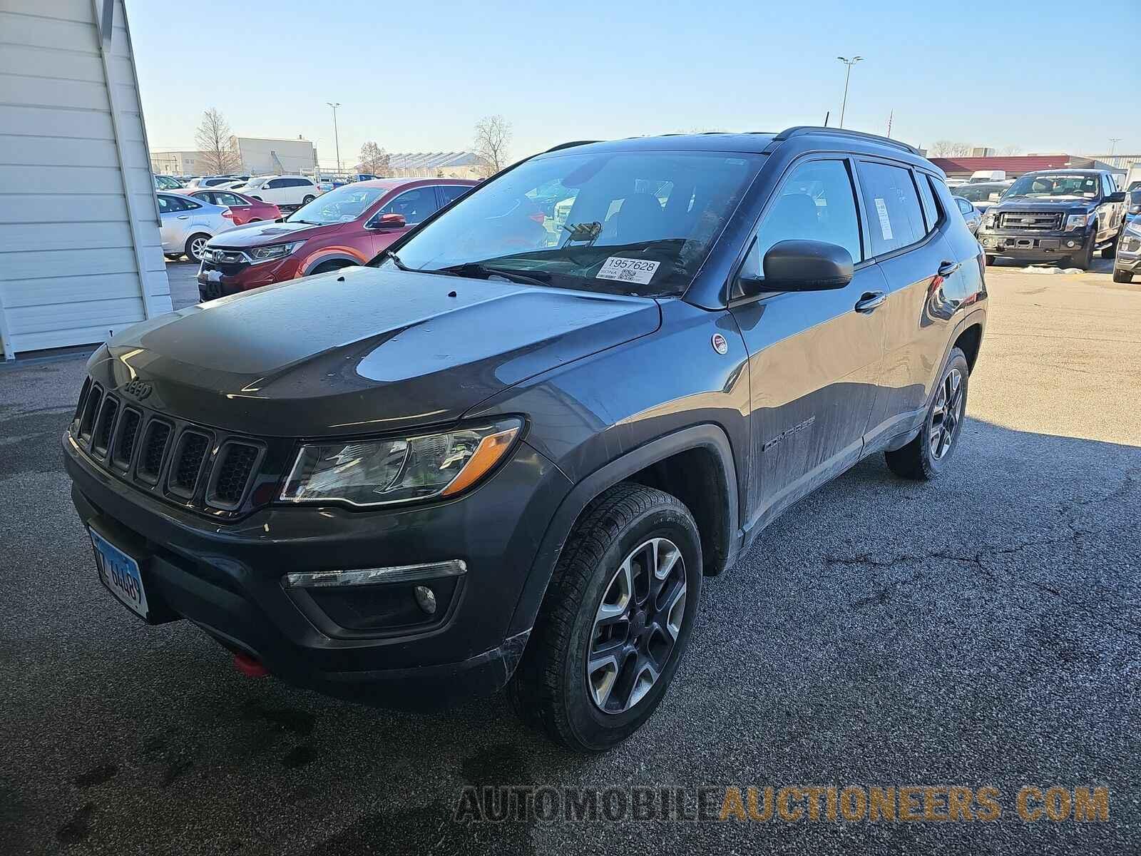 3C4NJDDB4JT198740 Jeep Compass 2018