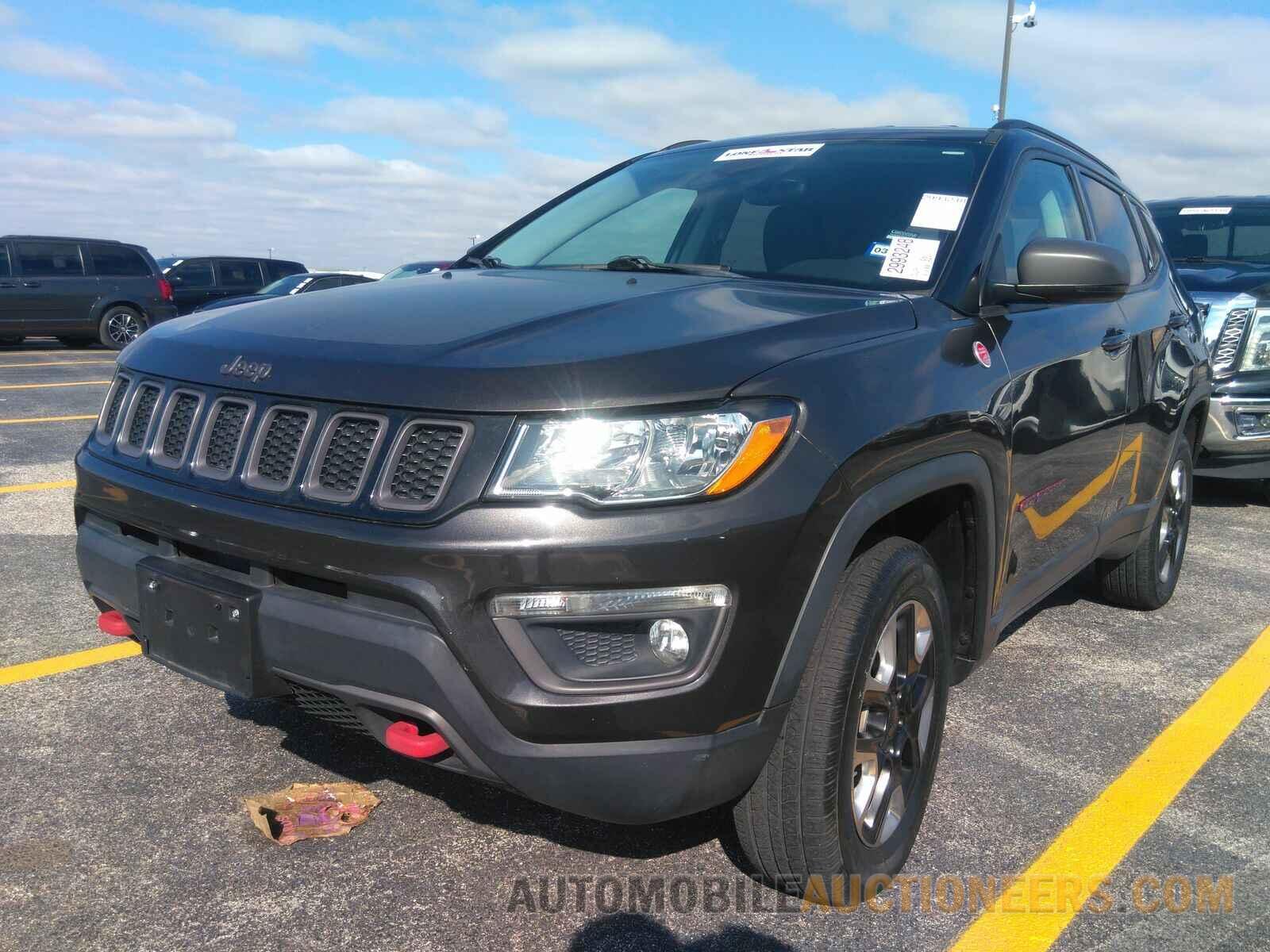 3C4NJDDB4JT417647 Jeep Compass 2018