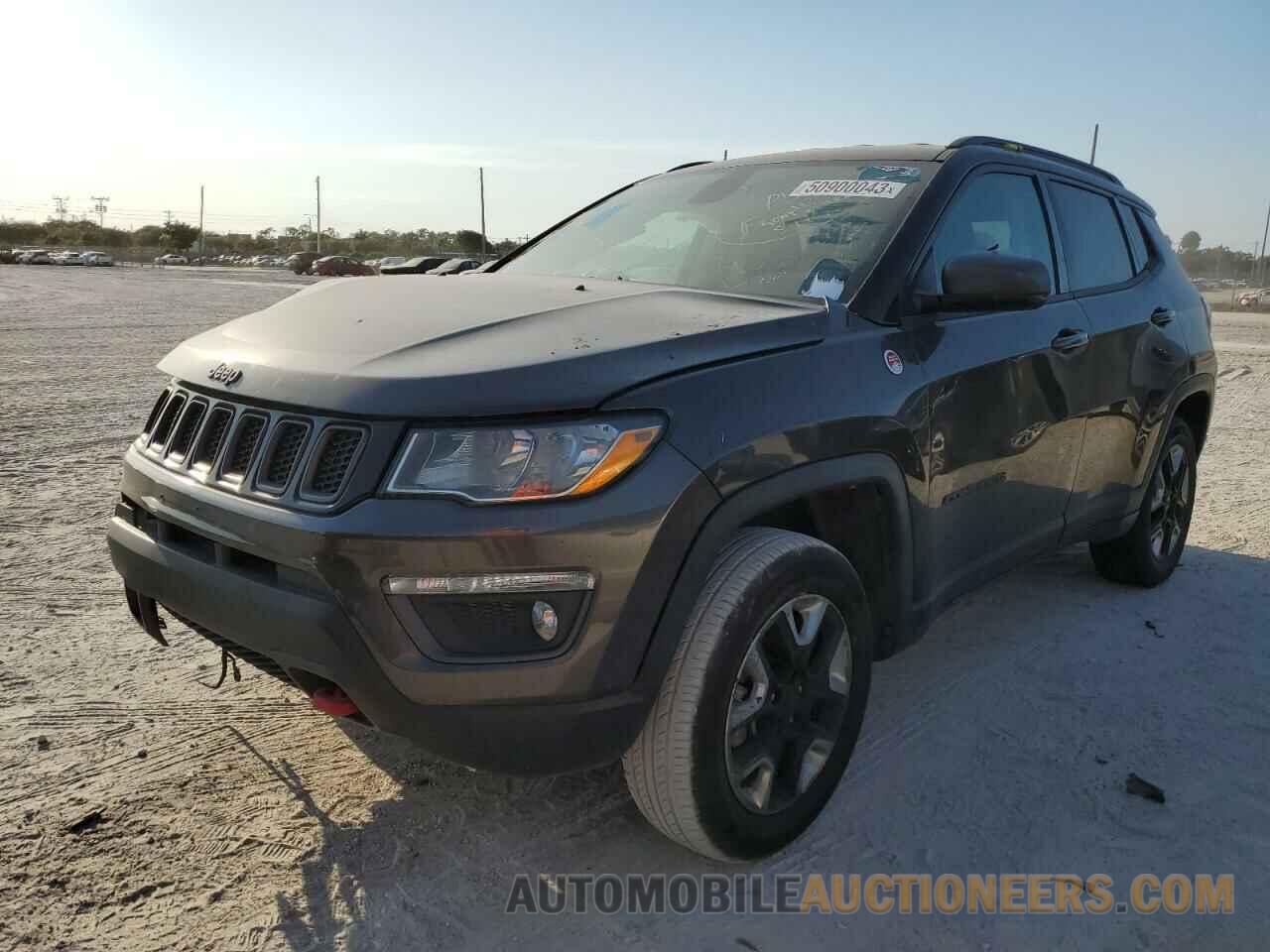 3C4NJDDB4JT417681 JEEP COMPASS 2018