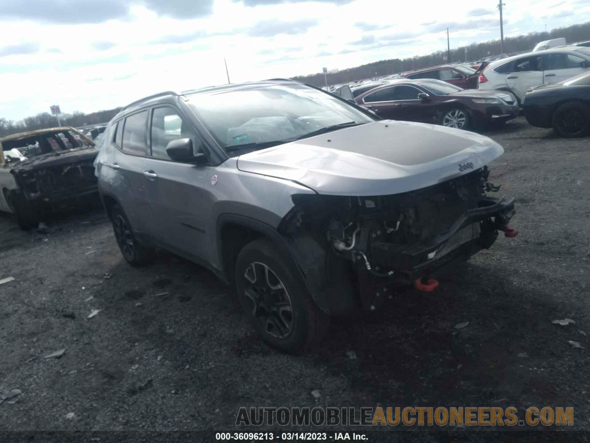 3C4NJDDB4KT748052 JEEP COMPASS 2019