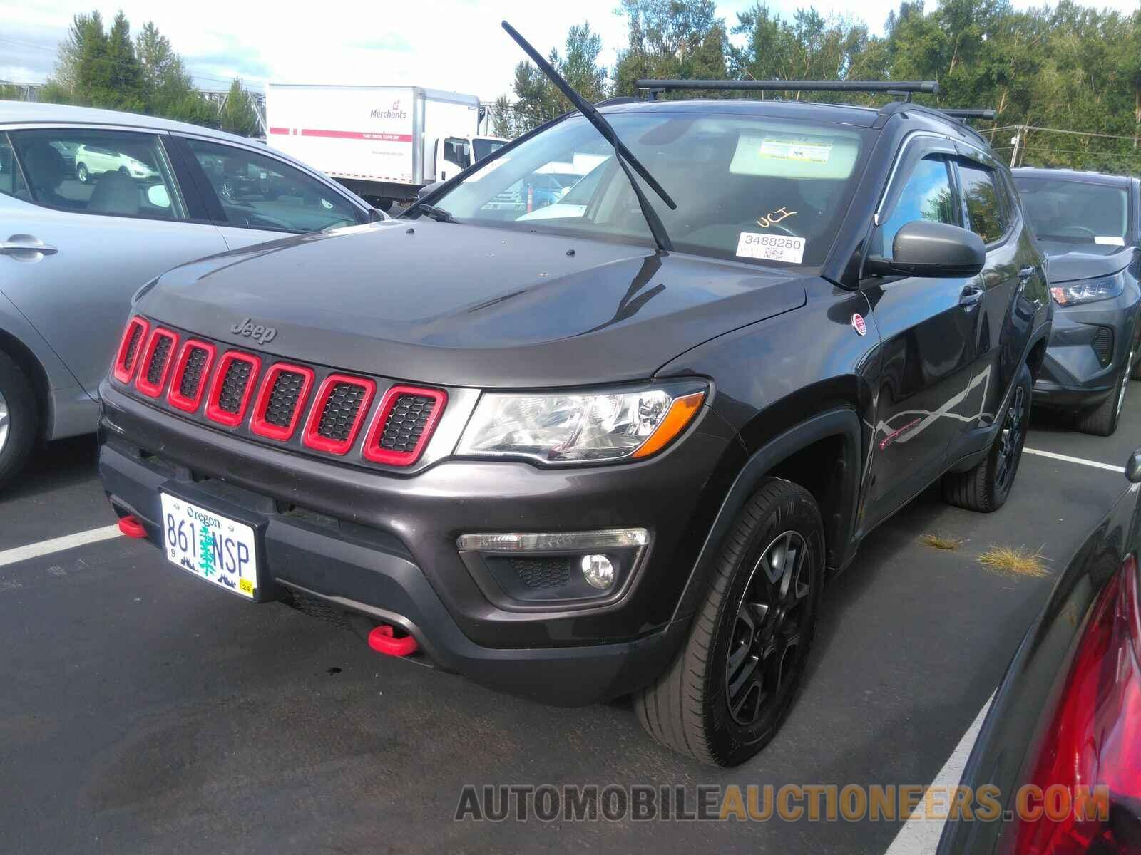 3C4NJDDB4KT756488 Jeep Compass 2019