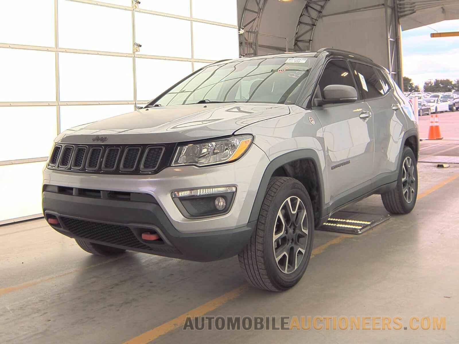 3C4NJDDB5KT647294 Jeep Compass 2019