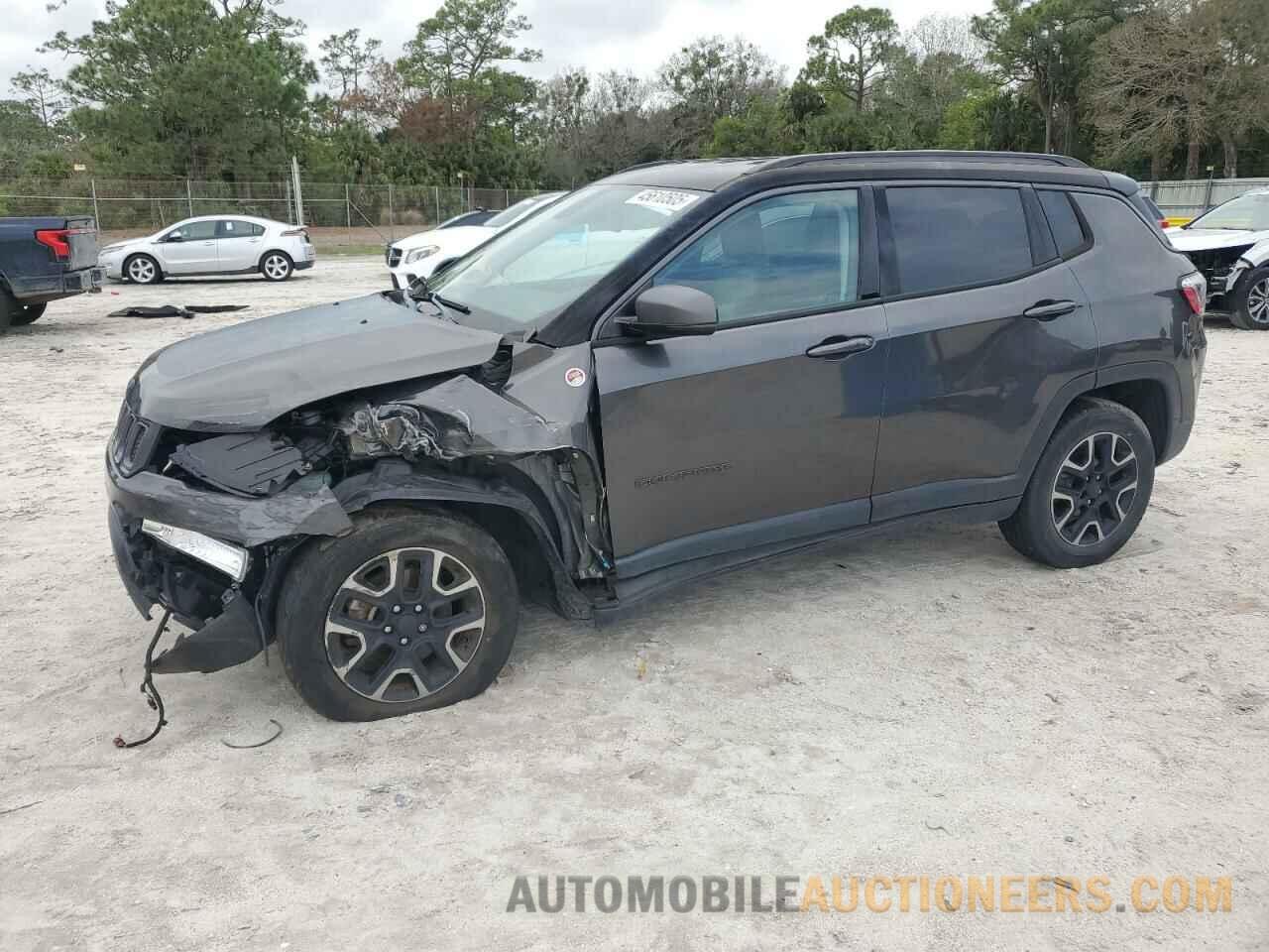 3C4NJDDB5KT703850 JEEP COMPASS 2019