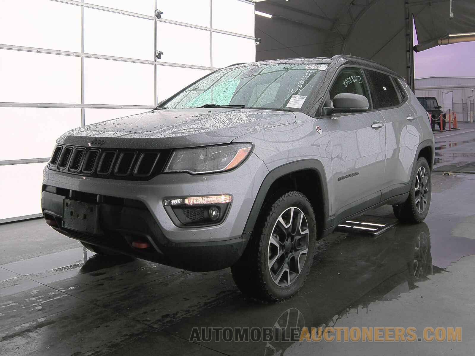 3C4NJDDB5KT733074 Jeep Compass 2019