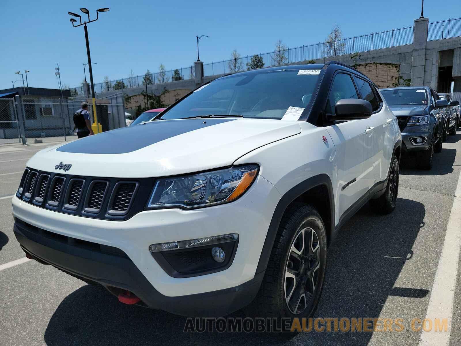 3C4NJDDB5LT111821 Jeep Compass 2020