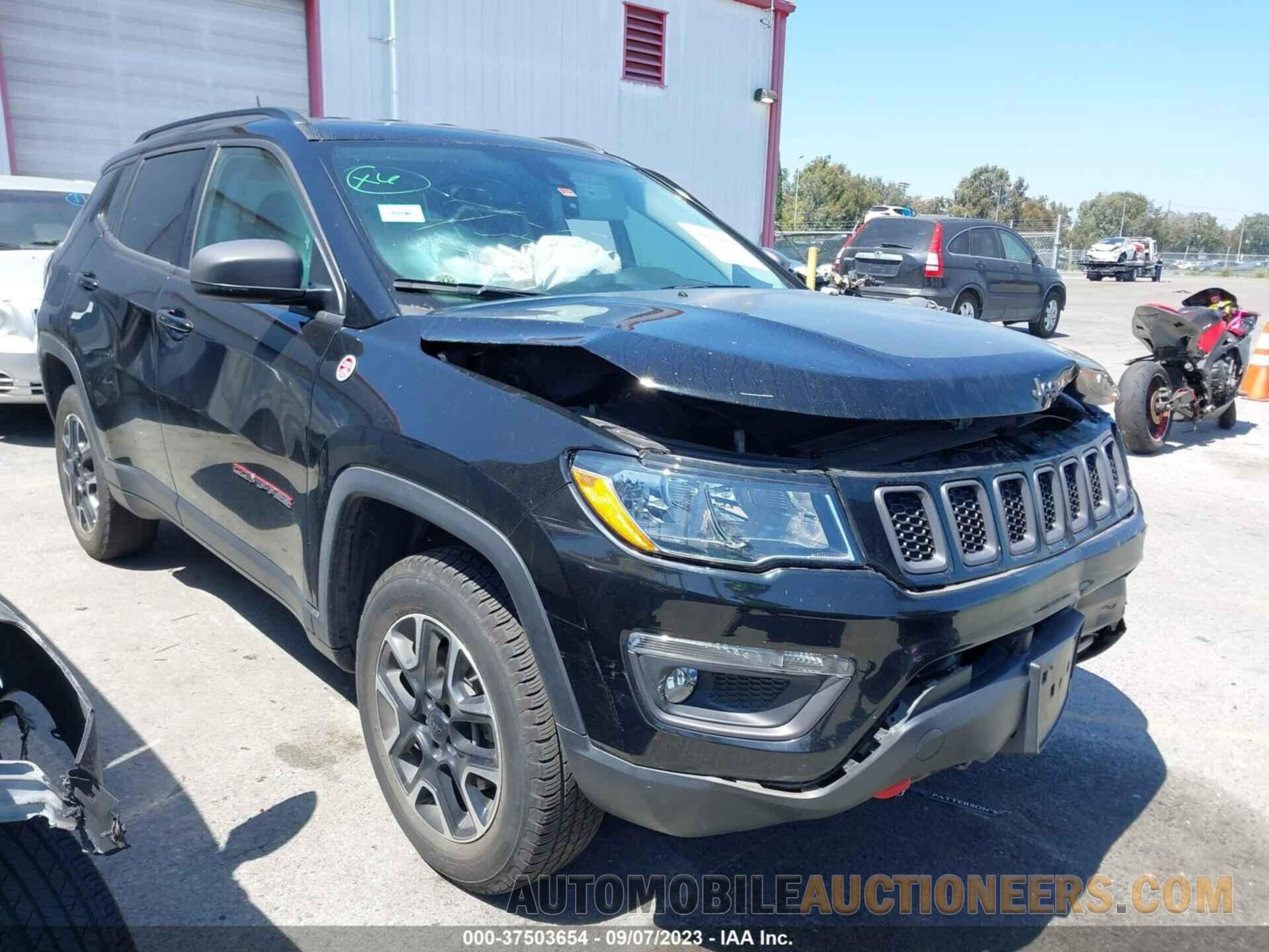 3C4NJDDB5MT573992 JEEP COMPASS 2021