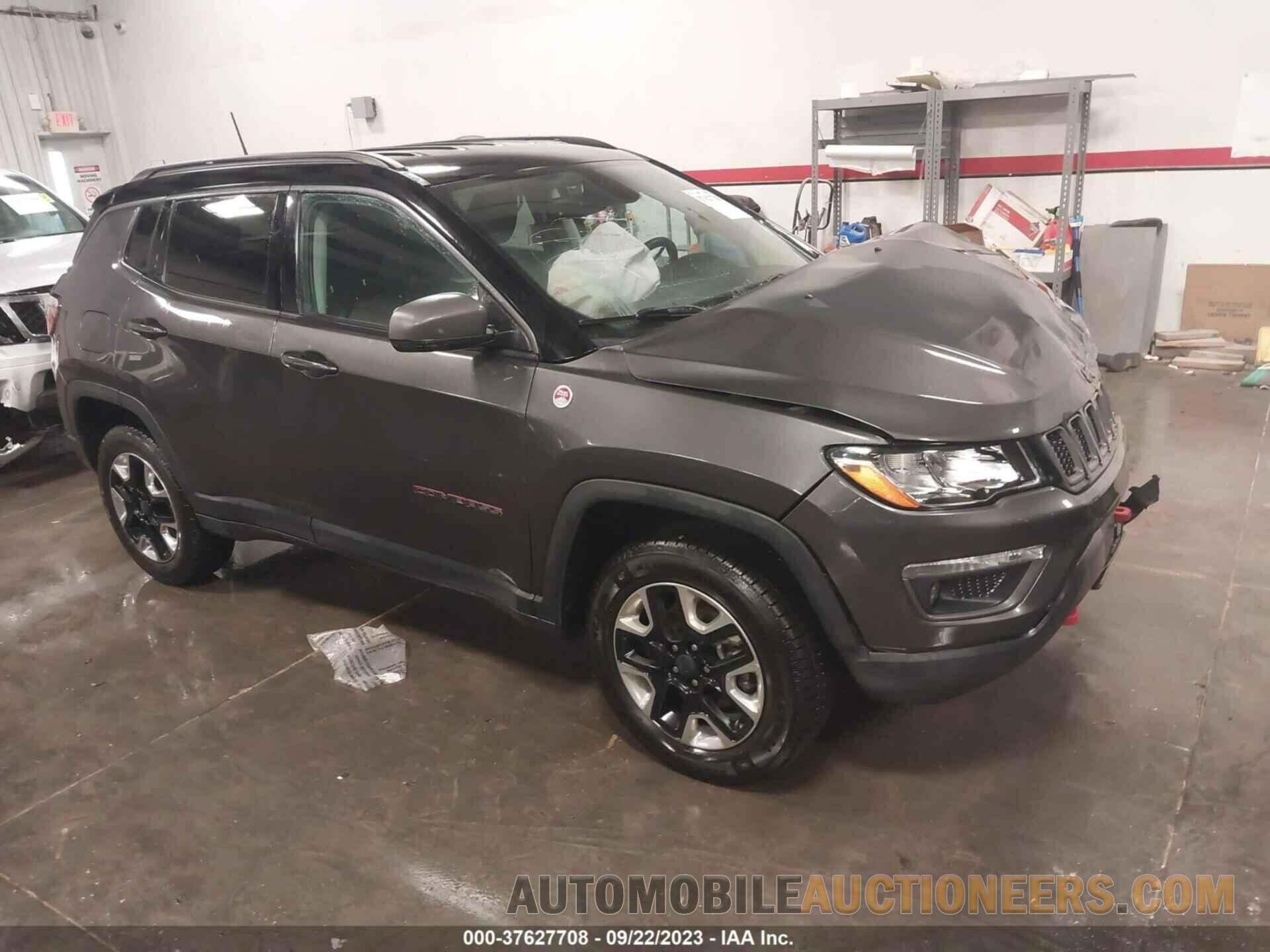 3C4NJDDB6JT401529 JEEP COMPASS 2018