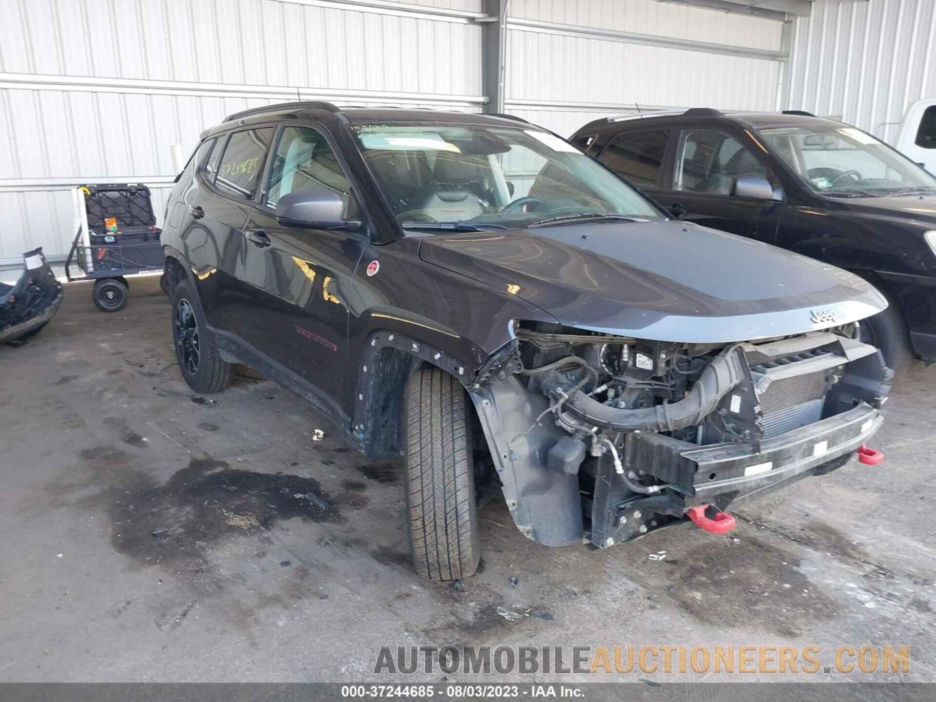 3C4NJDDB6KT765581 JEEP COMPASS 2019