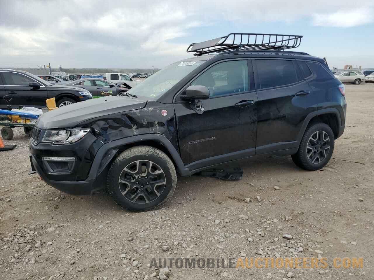 3C4NJDDB7JT458323 JEEP COMPASS 2018