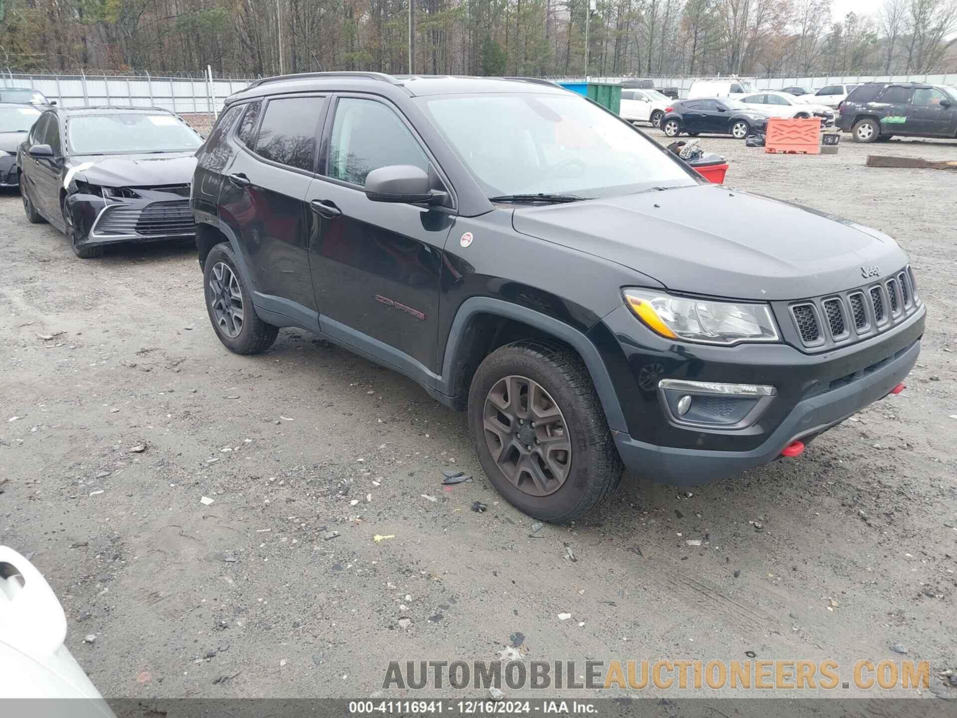 3C4NJDDB7KT671189 JEEP COMPASS 2019