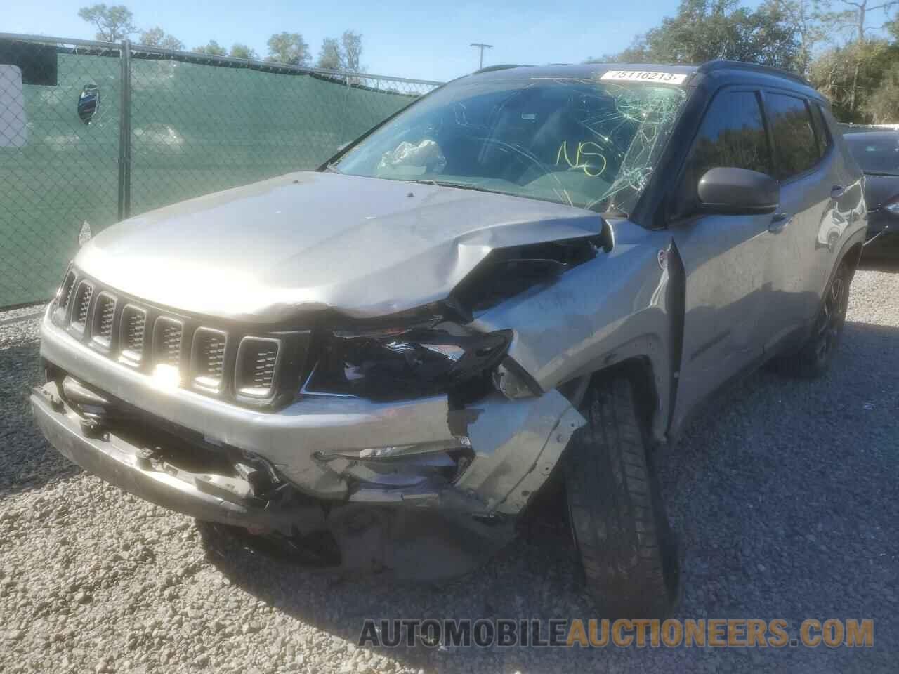 3C4NJDDB7KT739863 JEEP COMPASS 2019