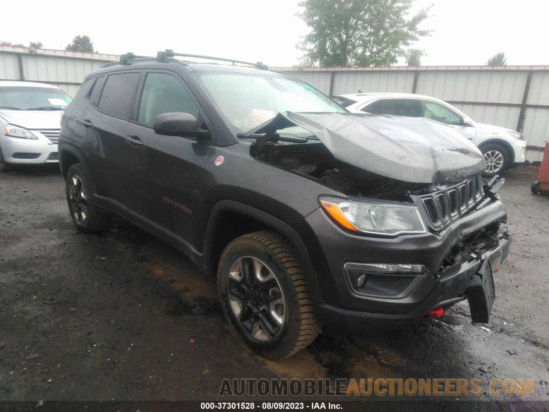 3C4NJDDB8JT451493 JEEP COMPASS 2018