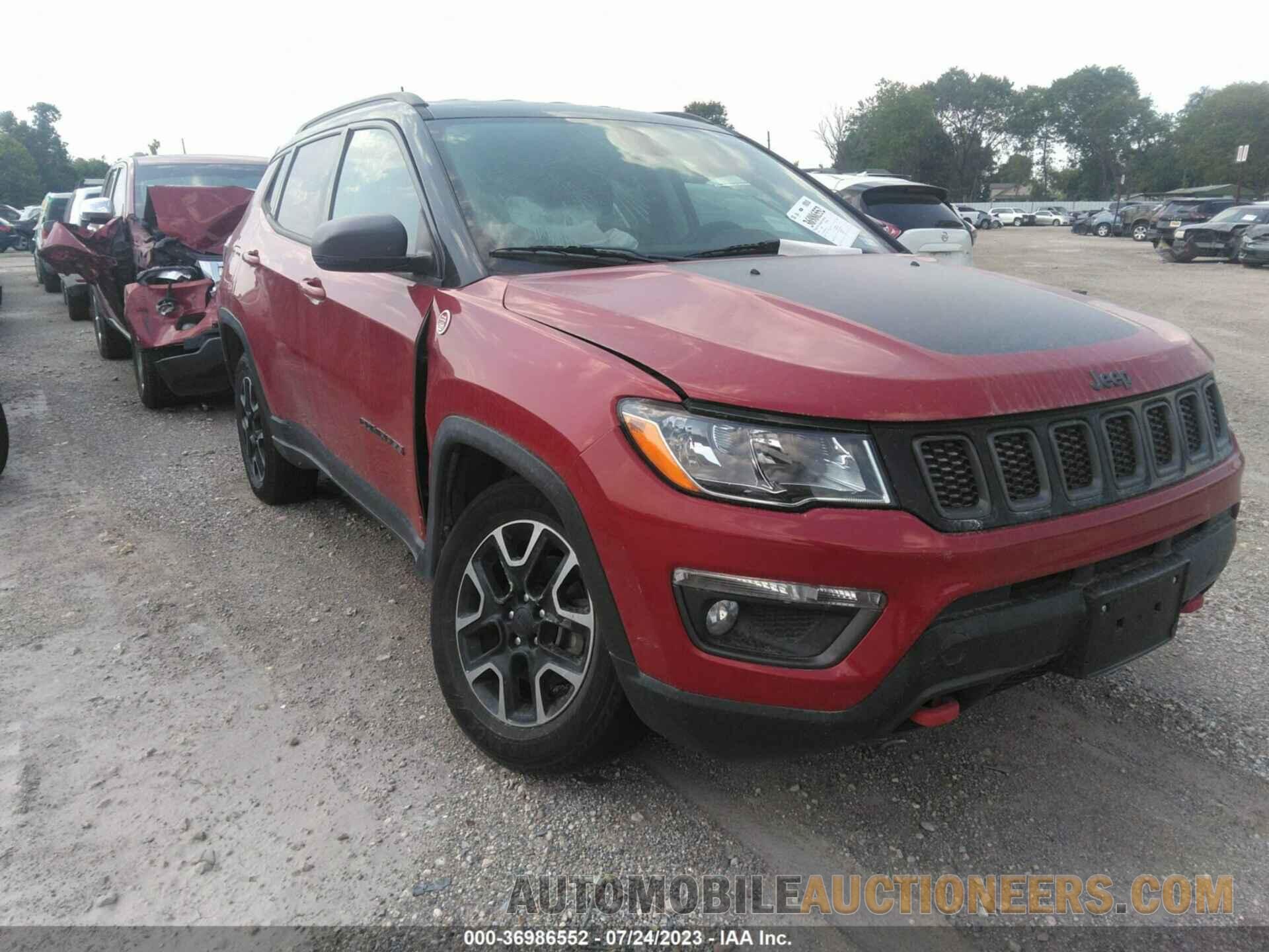 3C4NJDDB8KT671198 JEEP COMPASS 2019