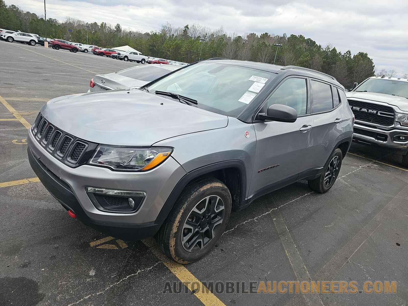 3C4NJDDB8KT744702 Jeep Compass 2019