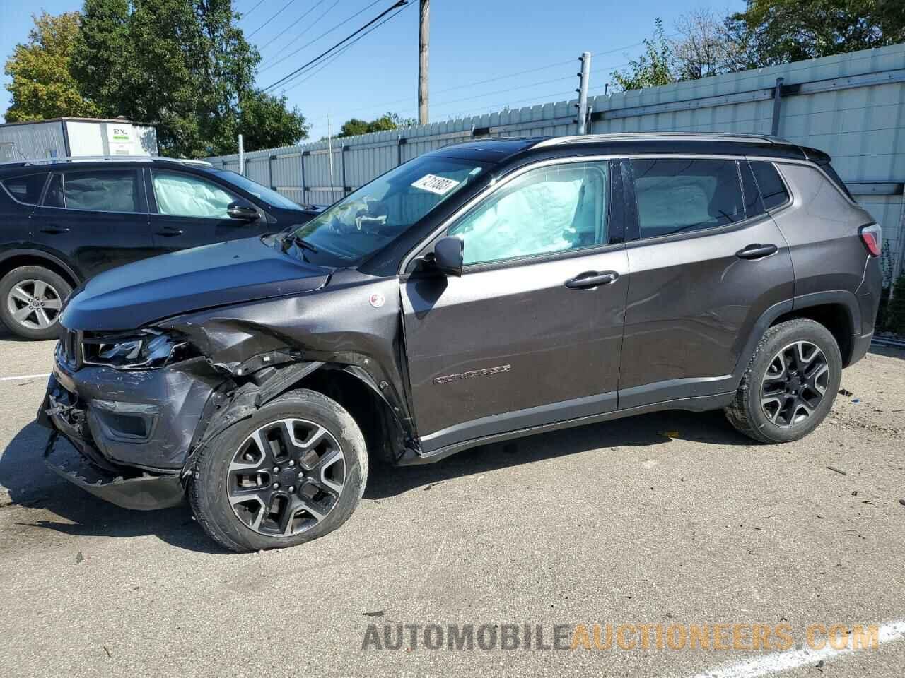 3C4NJDDB8KT752850 JEEP COMPASS 2019