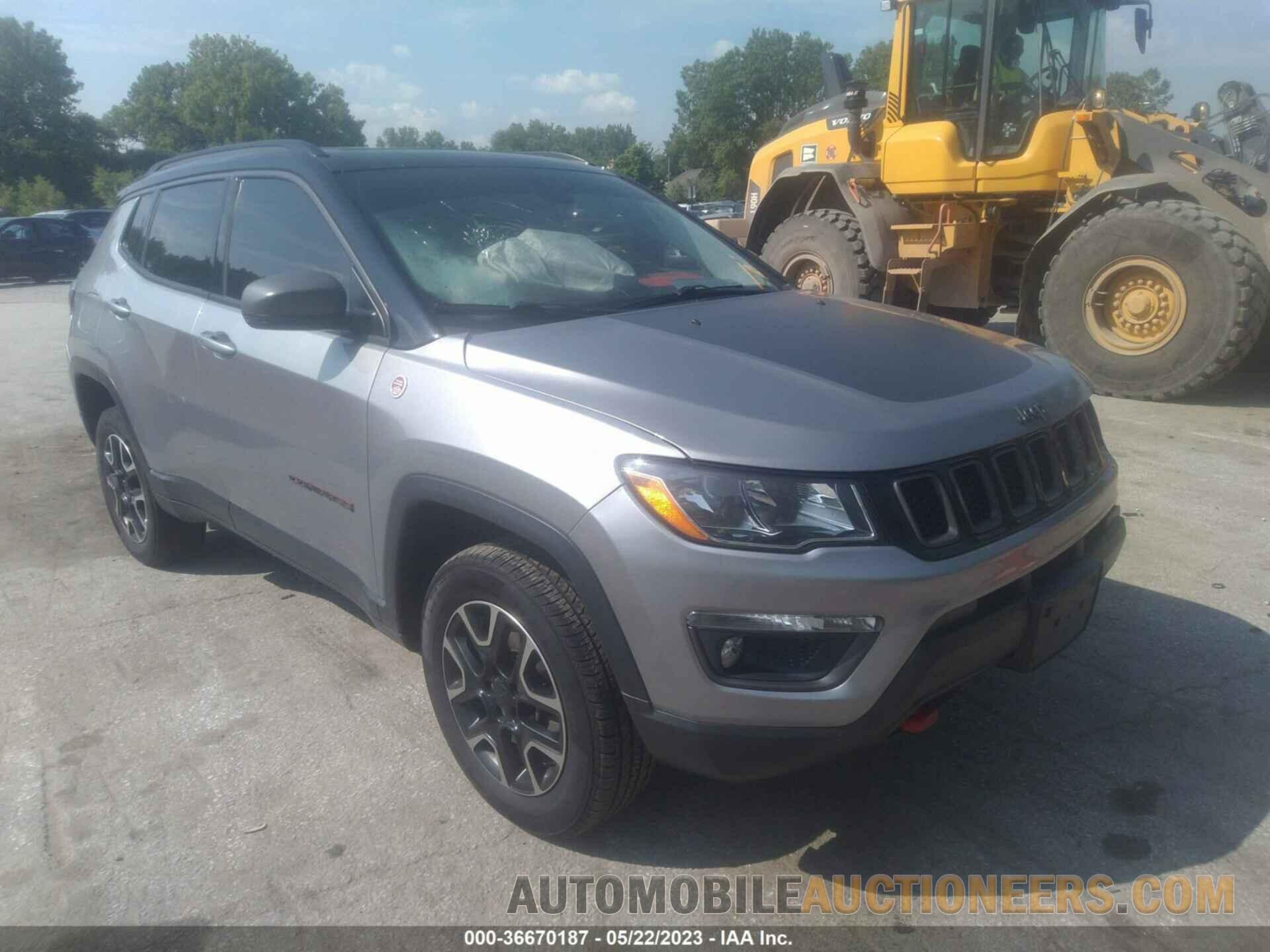 3C4NJDDB8KT840037 JEEP COMPASS 2019