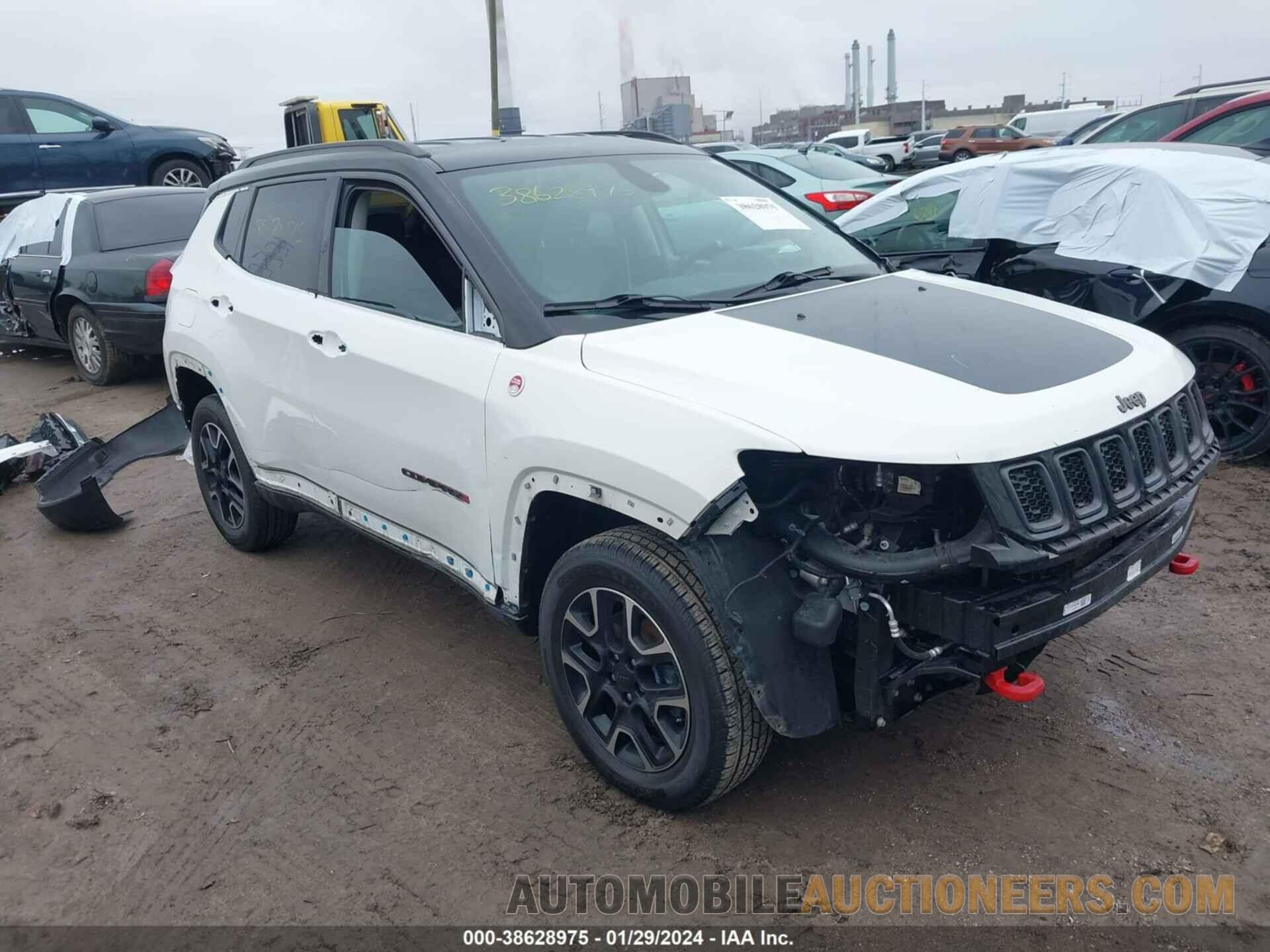 3C4NJDDB8LT214764 JEEP COMPASS 2020