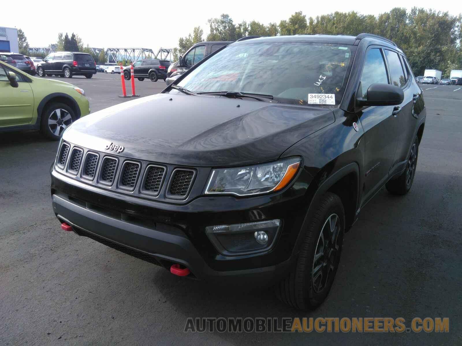 3C4NJDDB8LT214795 Jeep Compass 2020