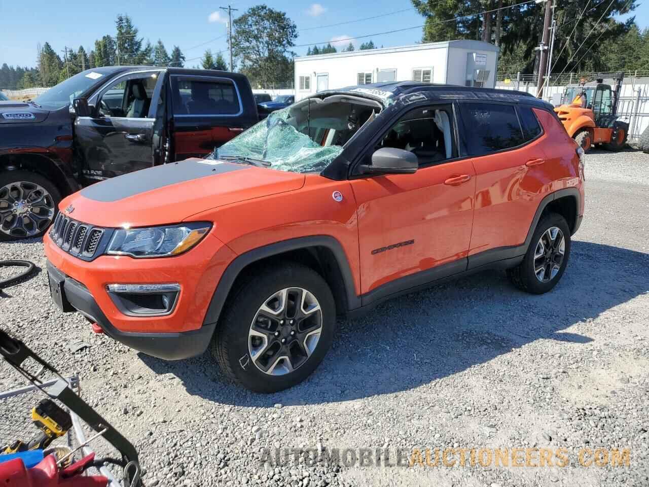 3C4NJDDB9JT337678 JEEP COMPASS 2018