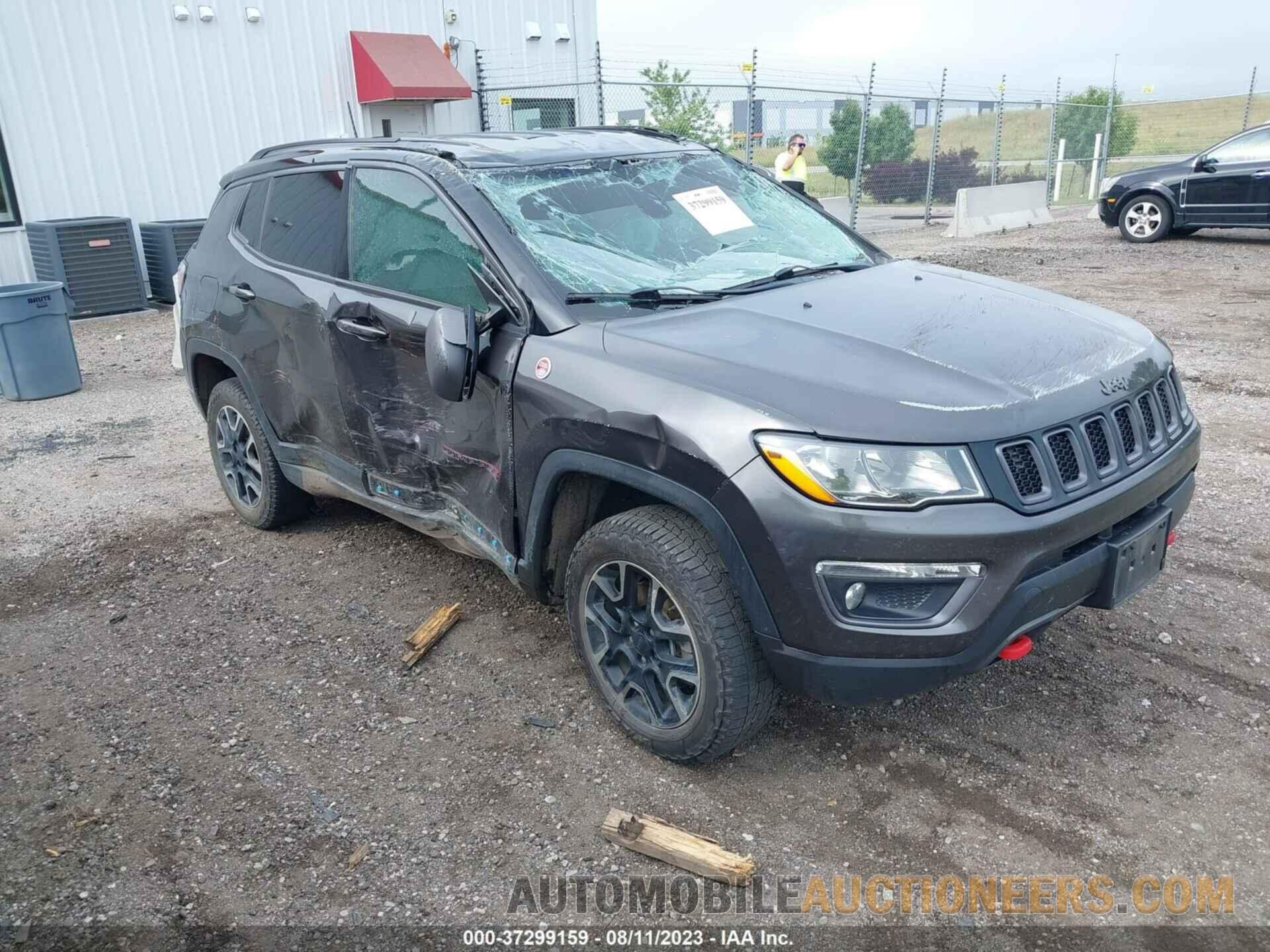 3C4NJDDB9JT501141 JEEP COMPASS 2018