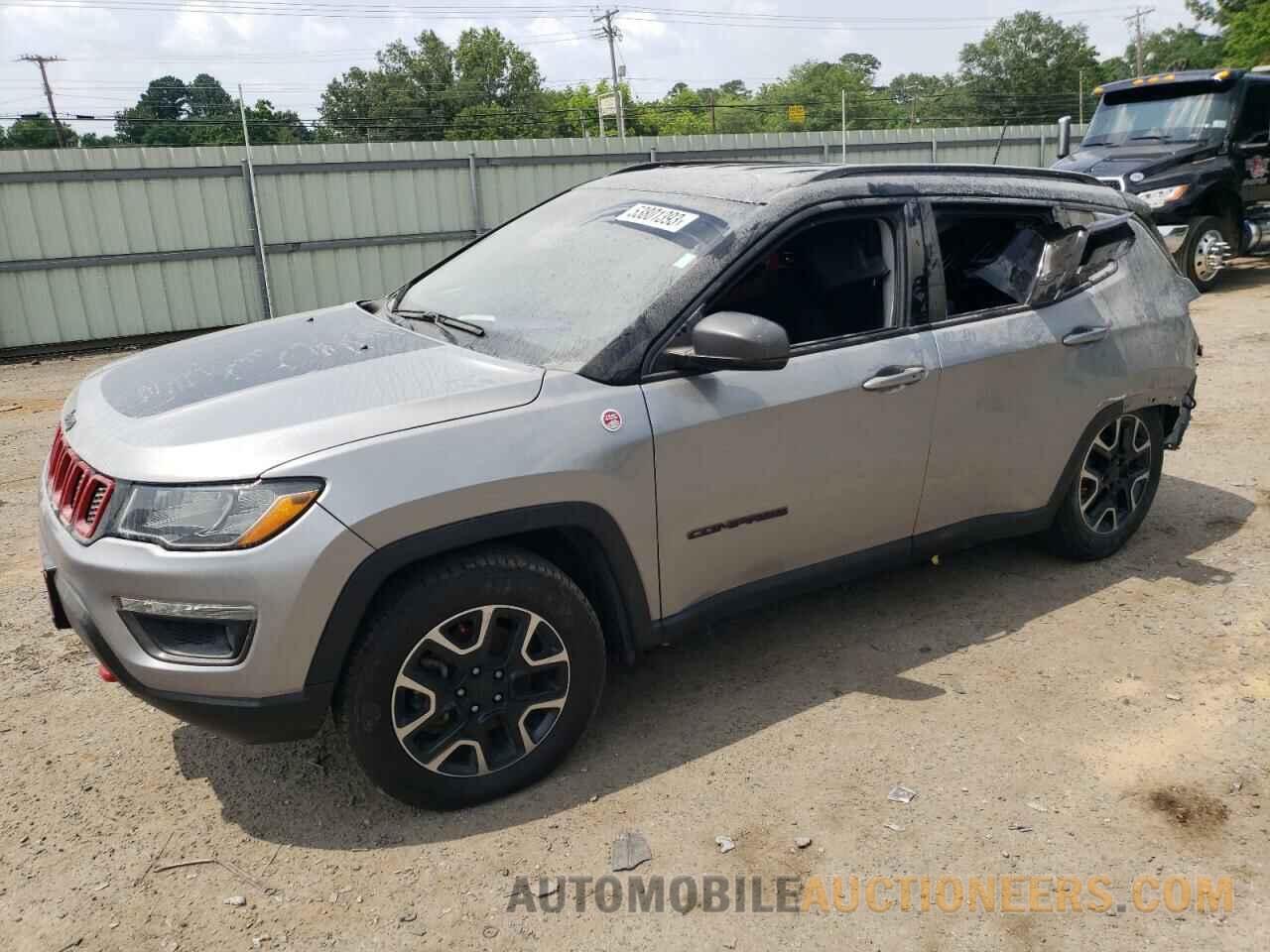 3C4NJDDB9KT739928 JEEP COMPASS 2019