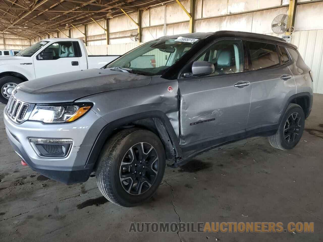 3C4NJDDB9KT771486 JEEP COMPASS 2019