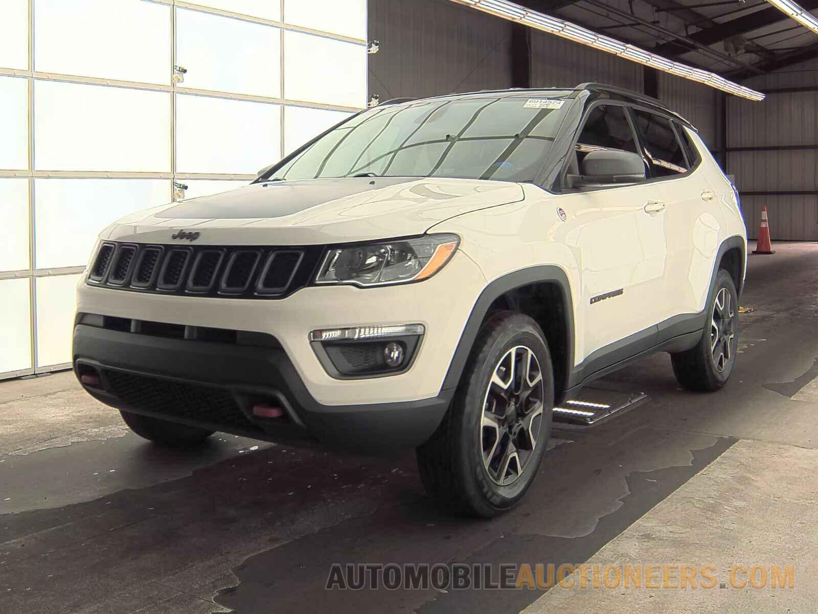 3C4NJDDB9KT817091 Jeep Compass 2019