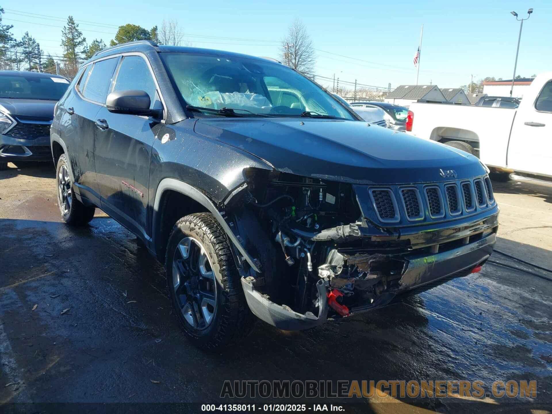 3C4NJDDBXJT130569 JEEP COMPASS 2018