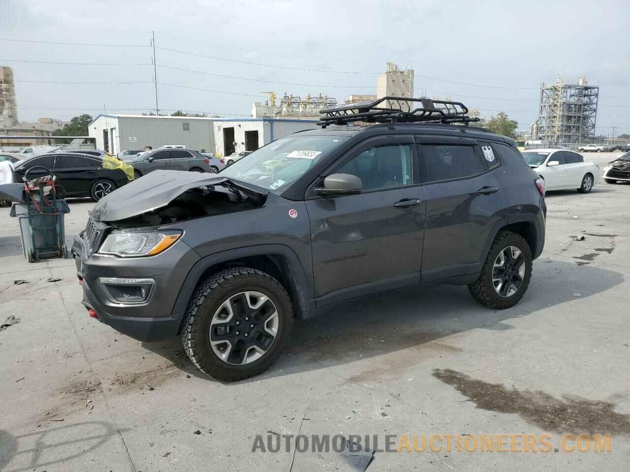 3C4NJDDBXJT348284 JEEP COMPASS 2018