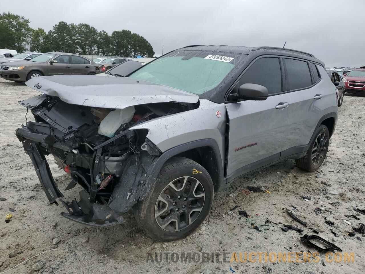 3C4NJDDBXKT671204 JEEP COMPASS 2019