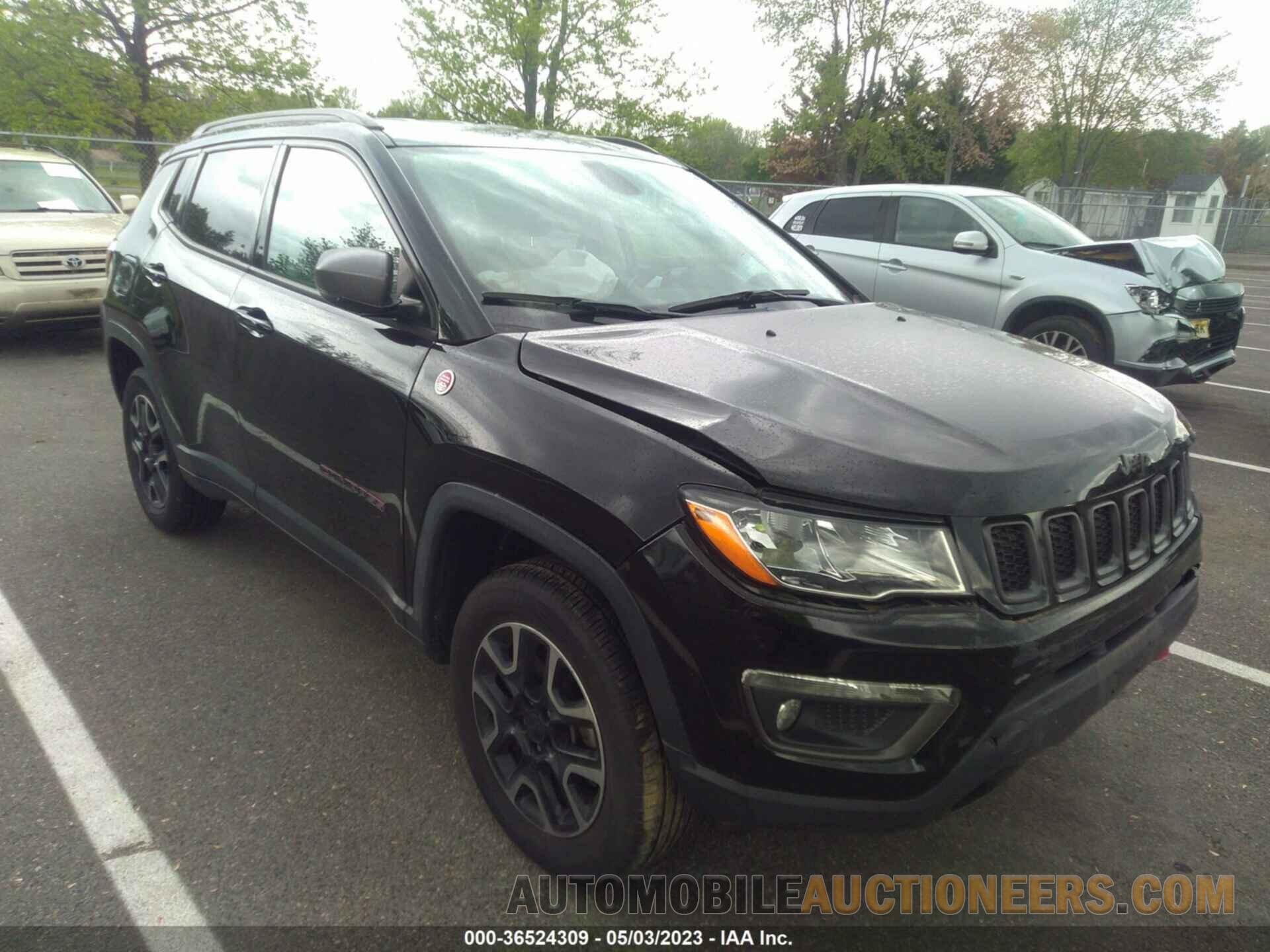 3C4NJDDBXKT671431 JEEP COMPASS 2019