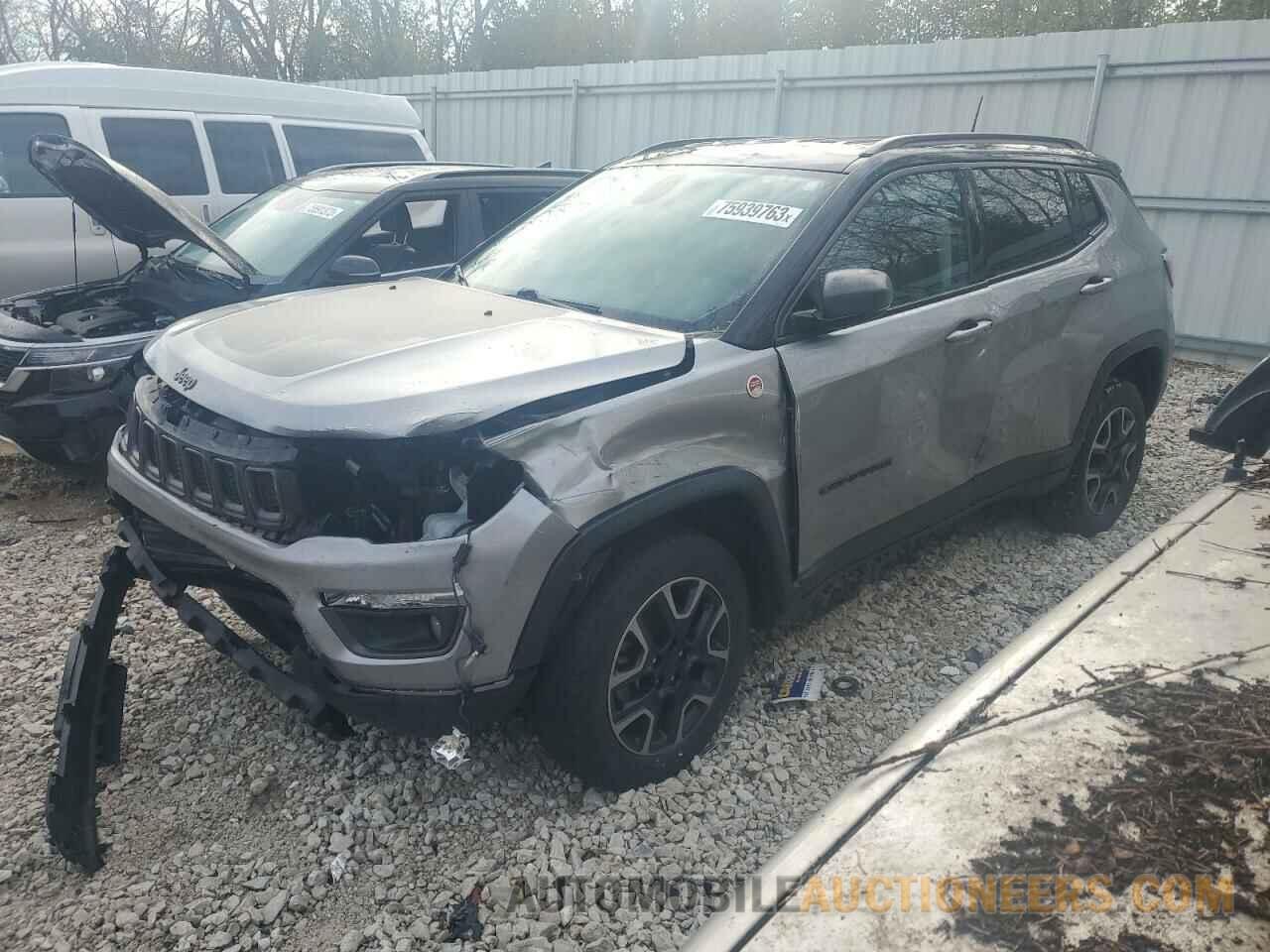 3C4NJDDBXKT721387 JEEP COMPASS 2019