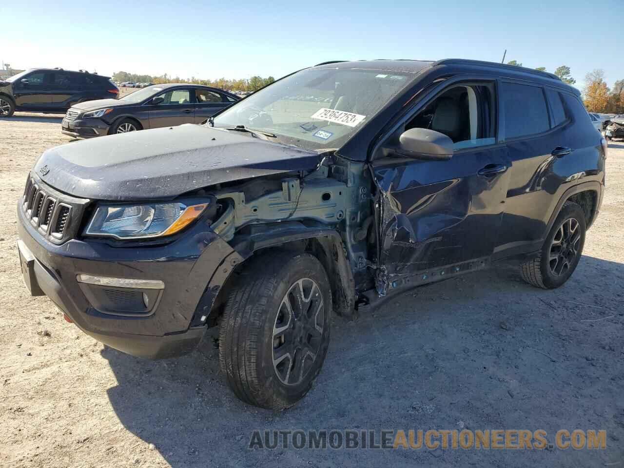 3C4NJDDBXKT721759 JEEP COMPASS 2019