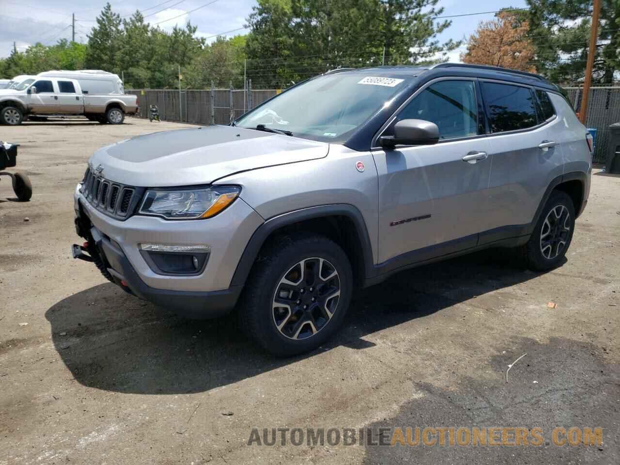 3C4NJDDBXKT739887 JEEP COMPASS 2019