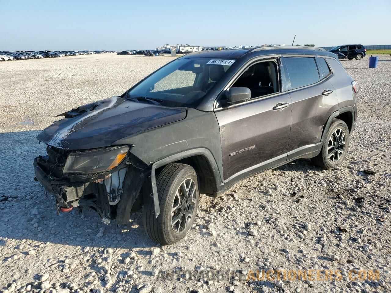 3C4NJDDBXKT752722 JEEP COMPASS 2019