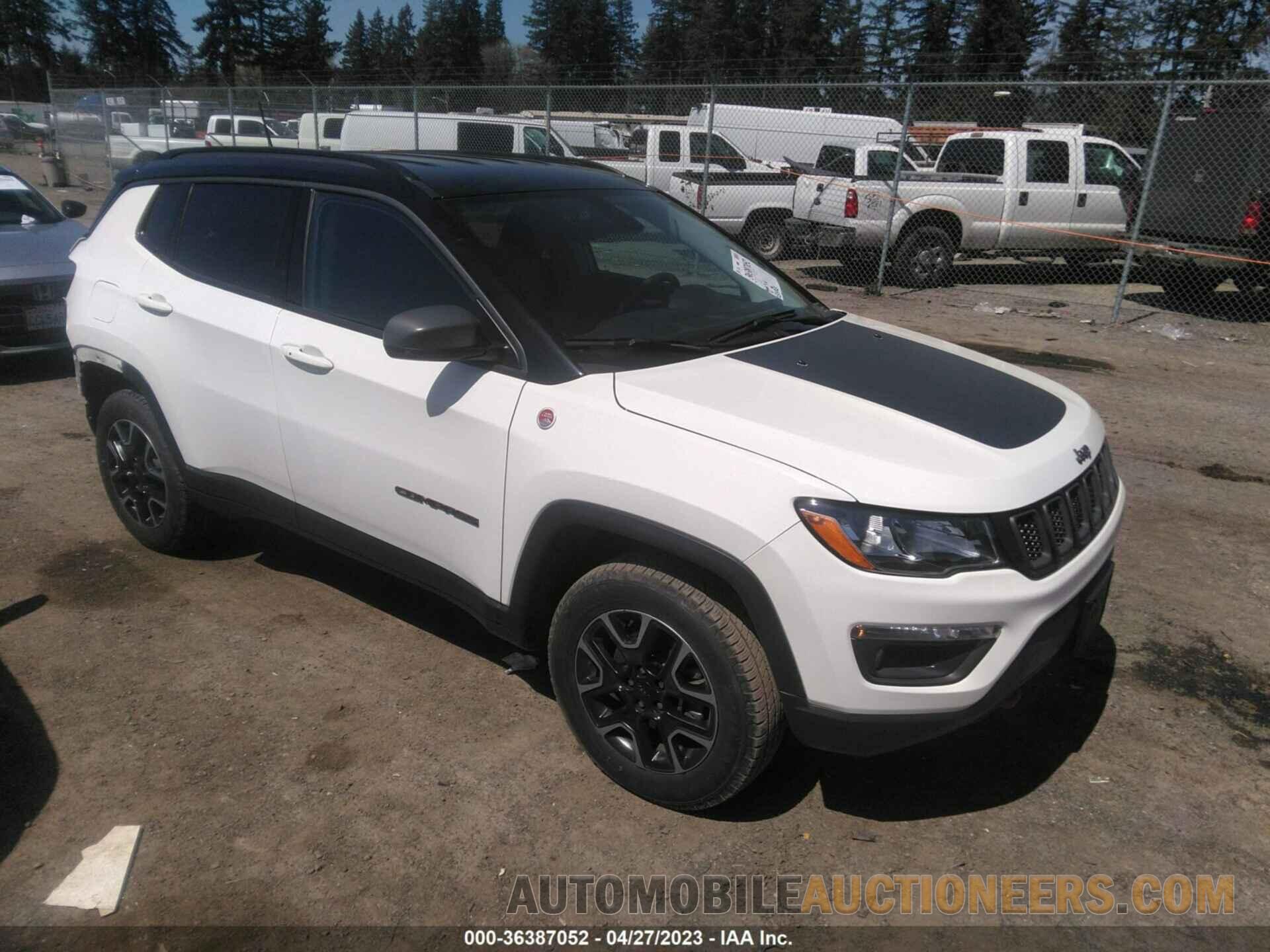 3C4NJDDBXKT767043 JEEP COMPASS 2019