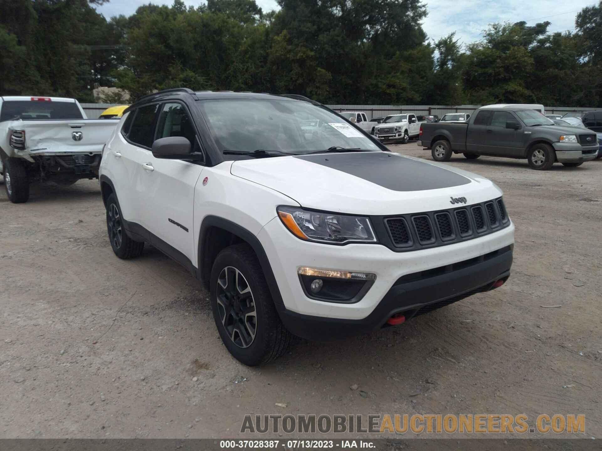 3C4NJDDBXLT111572 JEEP COMPASS 2020