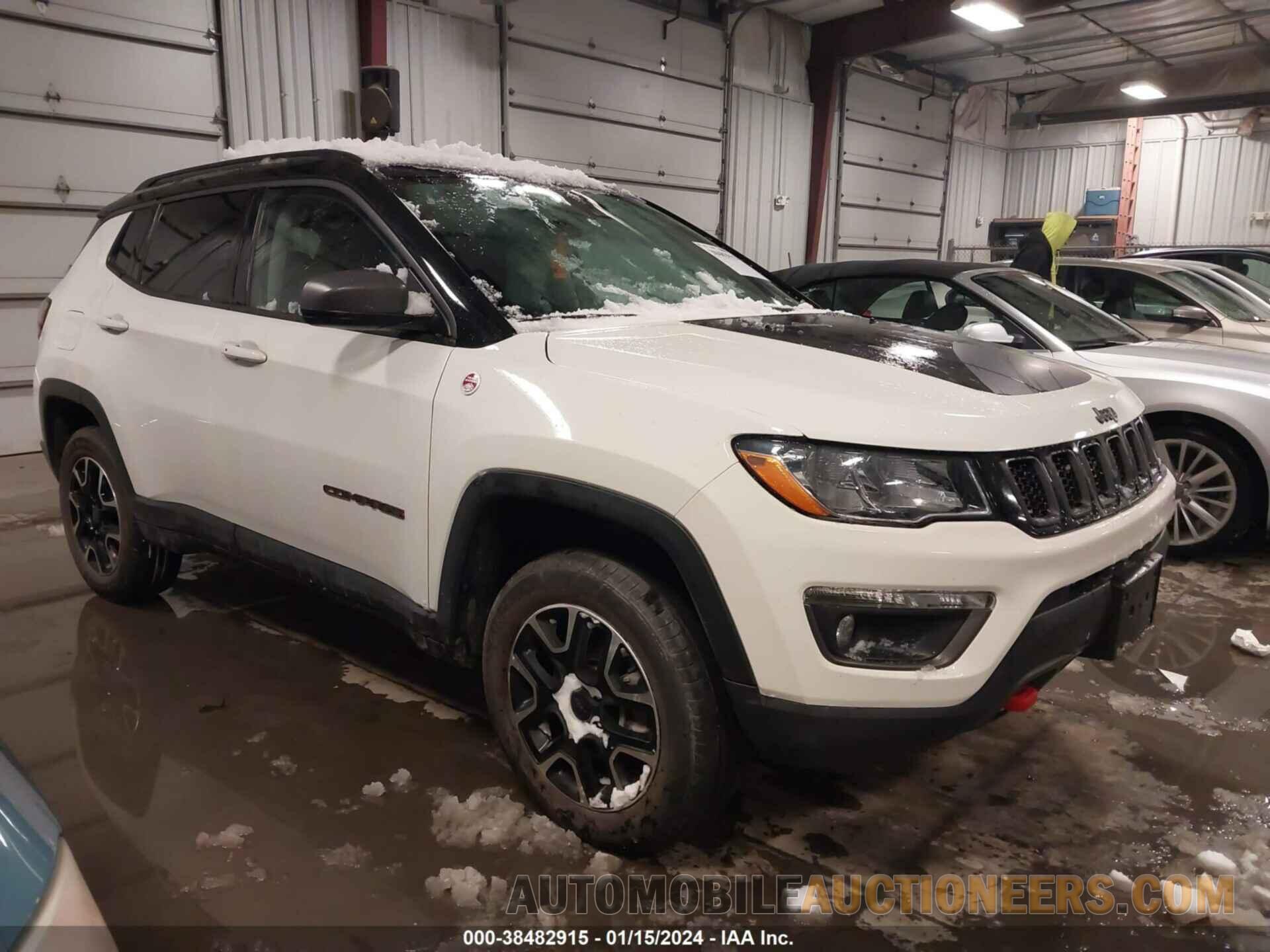 3C4NJDDBXMT511827 JEEP COMPASS 2021