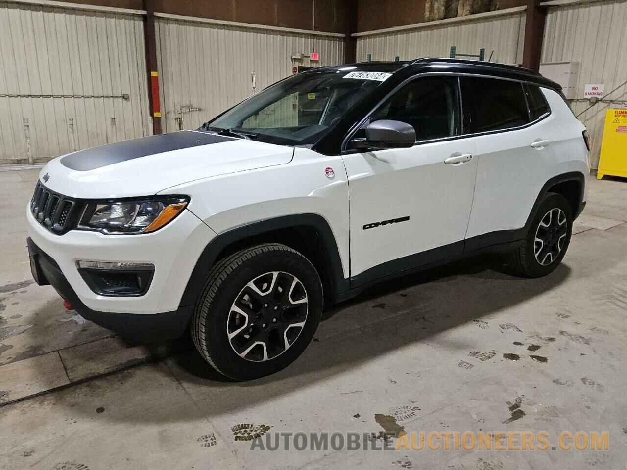 3C4NJDDBXMT571686 JEEP COMPASS 2021