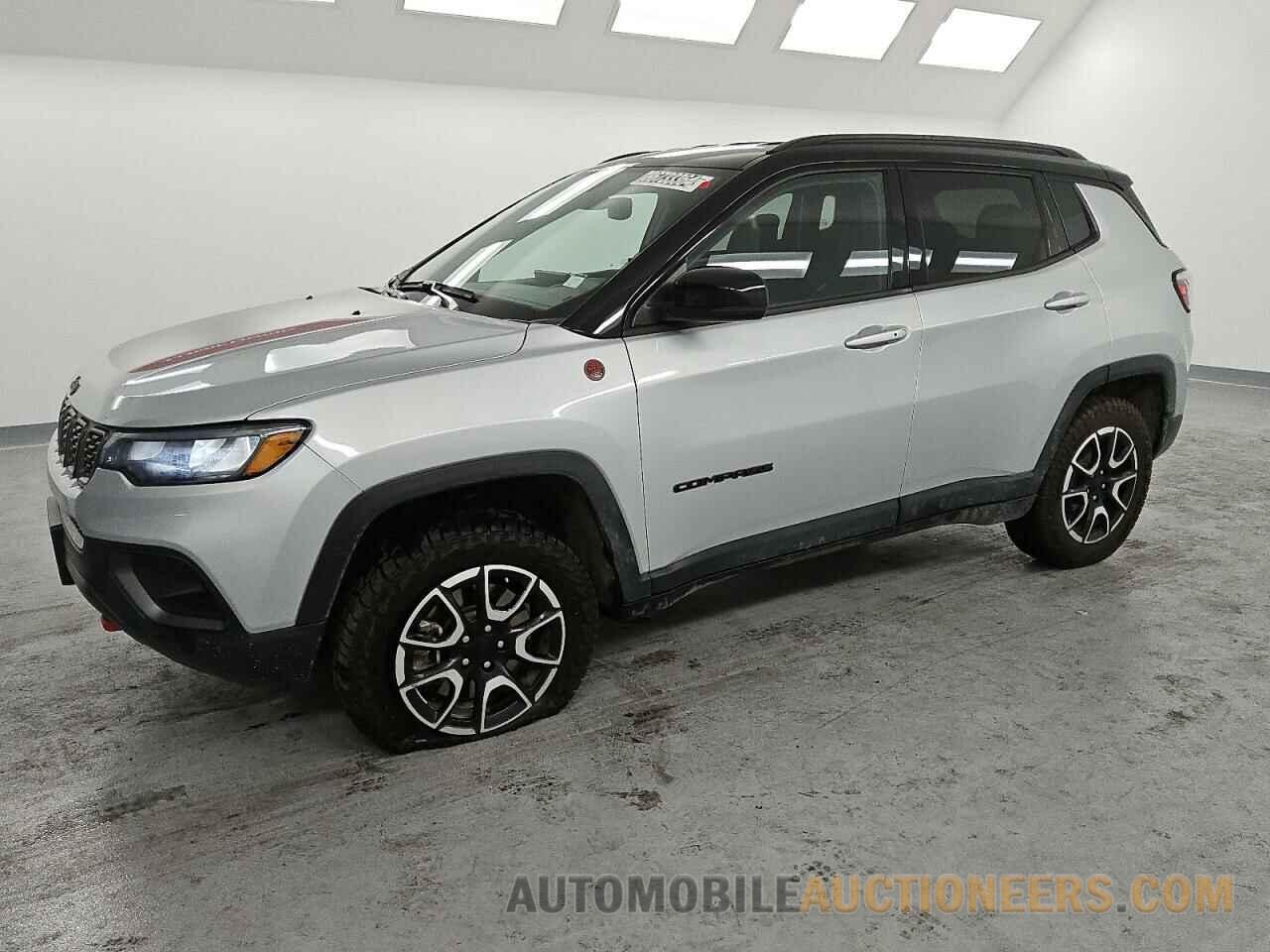 3C4NJDDN0RT144938 JEEP COMPASS 2024