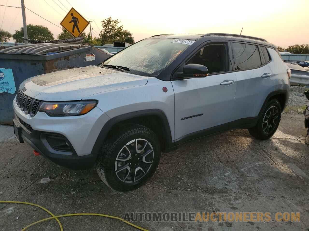 3C4NJDDN2RT145086 JEEP COMPASS 2024