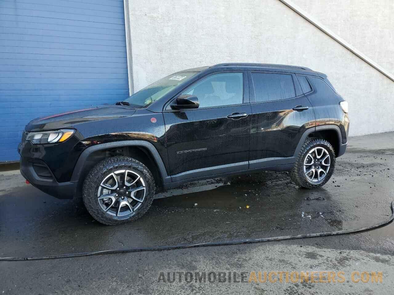 3C4NJDDN4RT137121 JEEP COMPASS 2024