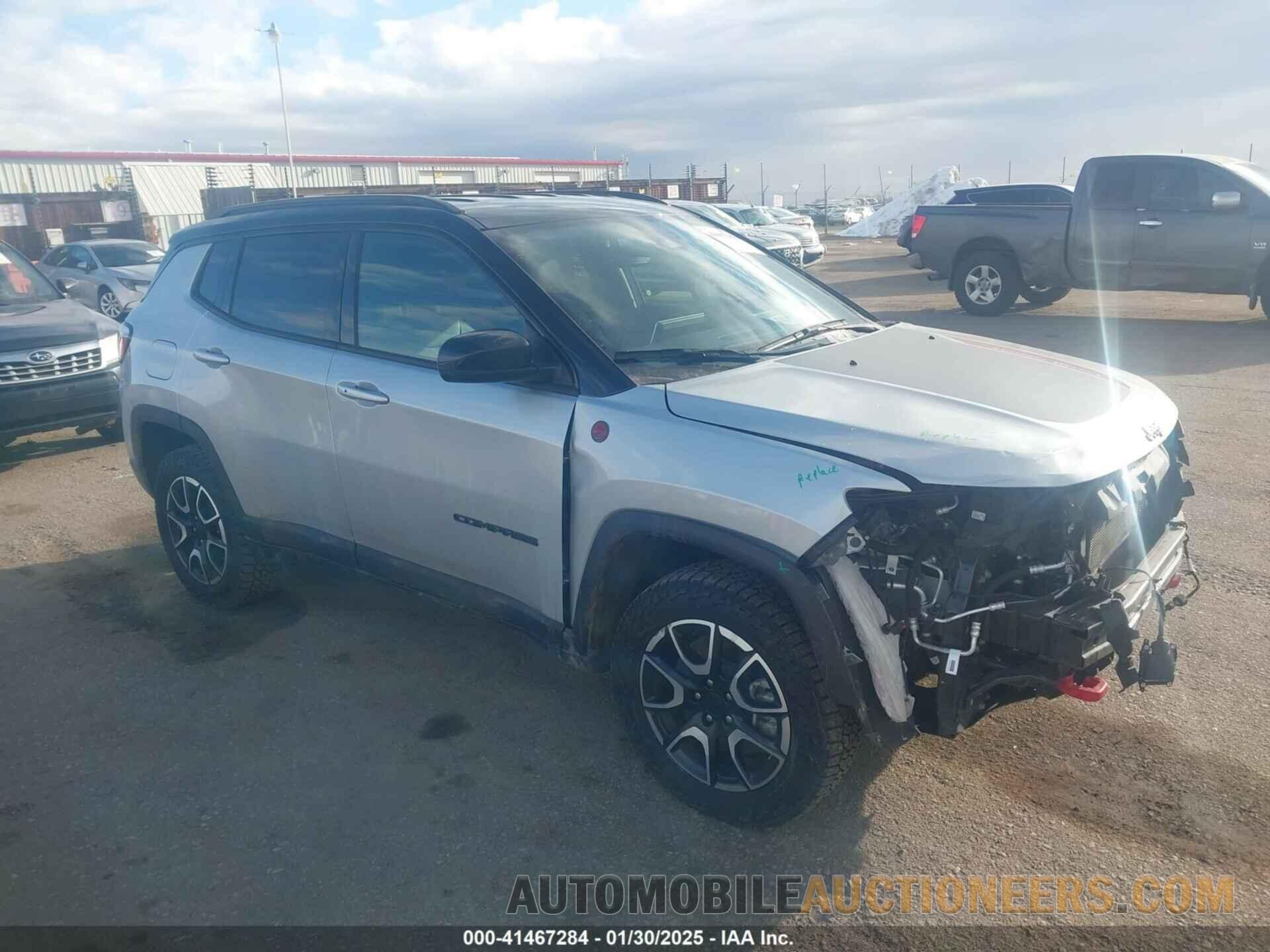 3C4NJDDN5RT118268 JEEP COMPASS 2024