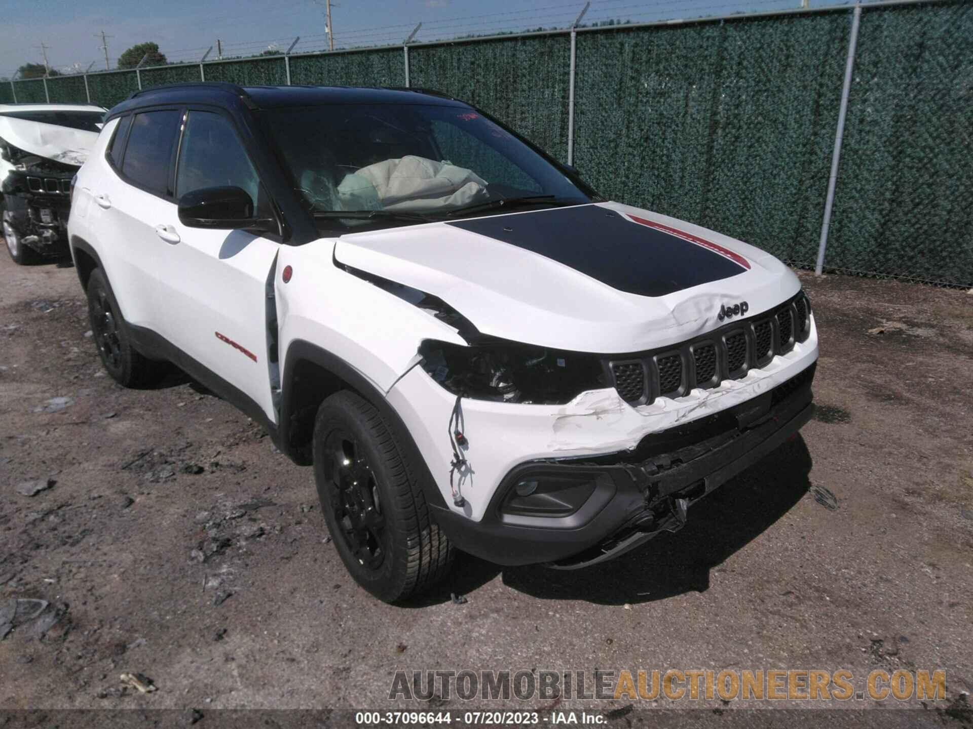 3C4NJDDN9PT557809 JEEP COMPASS 2023