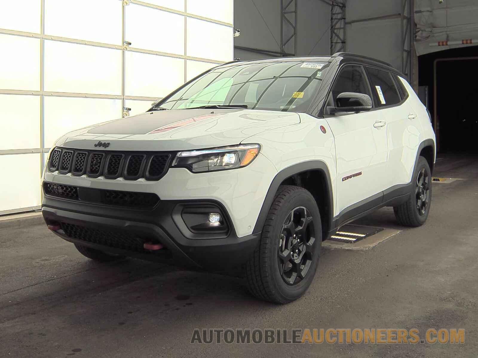 3C4NJDDN9PT567921 Jeep Compass 2023